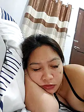 MissKitty31 online show from April 1, 2026, 2:03 pm