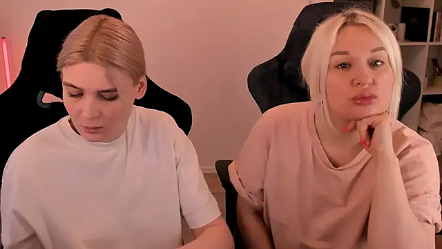 hotblonds online show from March 8, 2025, 2:30 pm