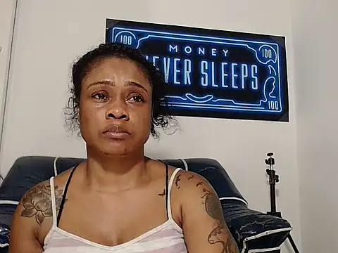 Snapshot of alexiaao9 chatting on April 12, 2026, 4:27 am alexiaao9 online show from April 12, 2026, 4:27 am
