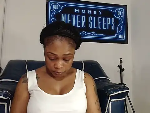Snapshot of alexiaao9 chatting on May 7, 2026, 3:33 am alexiaao9 online show from May 7, 2026, 3:33 am