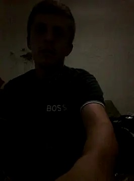 Snapshot of landy20cm chatting on December 6, 2024, 7:37 am landy20cm online show from December 6, 2024, 7:37 am