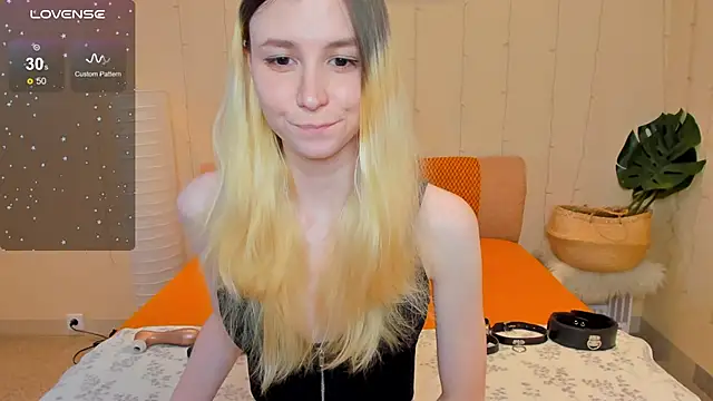 fleximona online show from March 7, 2025, 8:45 am