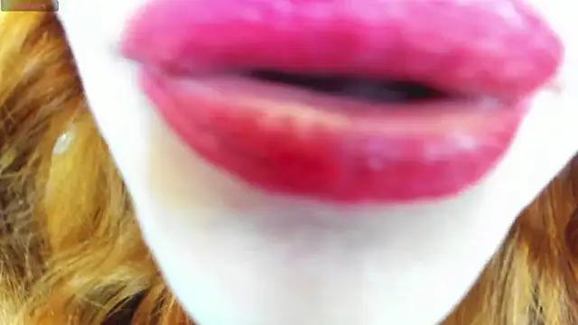 Snapshot of softlysoftlyasbeauty chatting on March 16, 2025, 7:38 pm softlysoftlyasbeauty online show from March 16, 2025, 7:38 pm