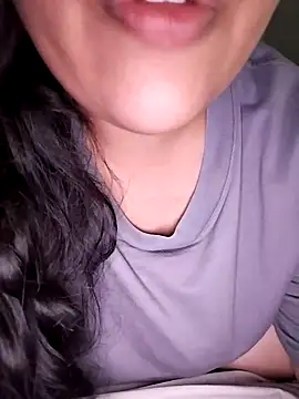 Annerae online show from December 20, 2025, 7:06 pm