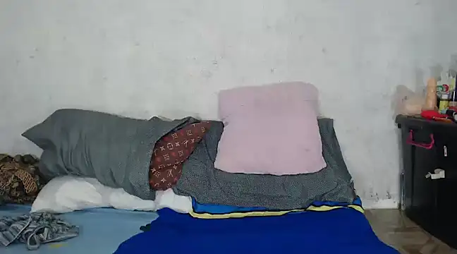 sweet sugar25 online show from March 6, 2025, 4:07 pm