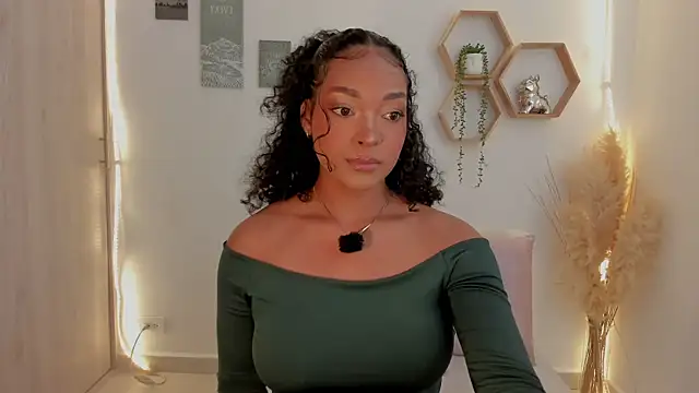 Snapshot of mariam_hill chatting on May 27, 2026, 7:43 pm mariam hill online show from May 27, 2026, 7:43 pm