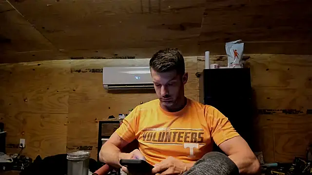 Snapshot of Kenny_Kyle chatting on September 19, 2025, 2:15 am Kenny Kyle online show from September 19, 2025, 2:15 am