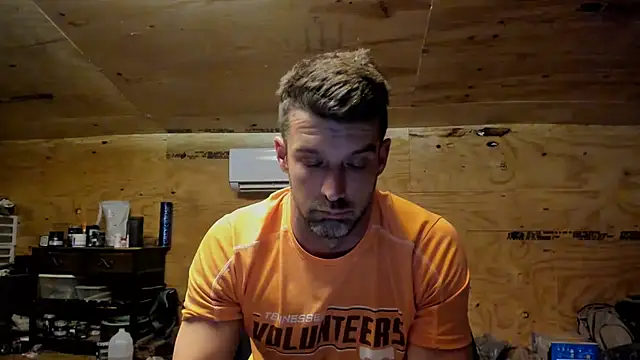Snapshot of Kenny_Kyle chatting on March 7, 2025, 9:06 pm Kenny Kyle online show from March 7, 2025, 9:06 pm