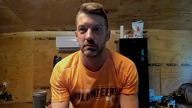 Snapshot of Kenny_Kyle chatting on September 15, 2025, 1:55 pm Kenny Kyle online show from September 15, 2025, 1:55 pm