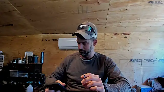 Snapshot of Kenny_Kyle chatting on March 6, 2025, 7:10 pm Kenny Kyle online show from March 6, 2025, 7:10 pm