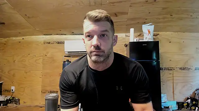 Snapshot of Kenny_Kyle chatting on September 10, 2025, 1:43 pm Kenny Kyle online show from September 10, 2025, 1:43 pm