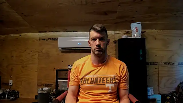 Snapshot of Kenny_Kyle chatting on September 28, 2025, 1:51 pm Kenny Kyle online show from September 28, 2025, 1:51 pm