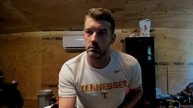 Snapshot of Kenny_Kyle chatting on September 20, 2025, 4:56 pm Kenny Kyle online show from September 20, 2025, 4:56 pm