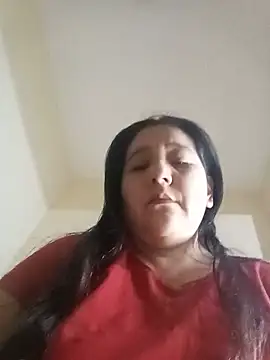 Snapshot of Gatubela212 chatting on July 12, 2026, 10:21 pm Gatubela212 online show from July 12, 2026, 10:21 pm