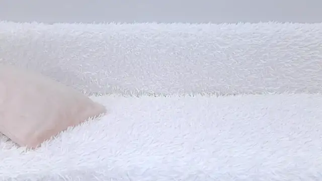 Snapshot of Beauty_Alex chatting on December 3, 2025, 1:17 am Beauty Alex online show from December 3, 2025, 1:17 am