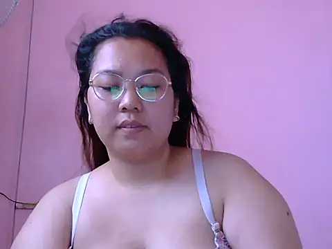 Boobsiemarie online show from May 18, 2026, 6:29 am
