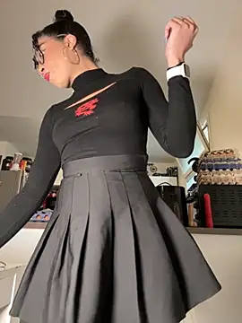 Lauyako online show from October 21, 2025, 4:39 pm