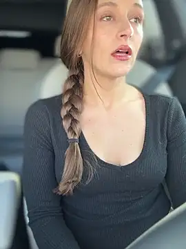 Snapshot of lunagirl13 chatting on February 20, 2026, 10:33 pm lunagirl13 online show from February 20, 2026, 10:33 pm