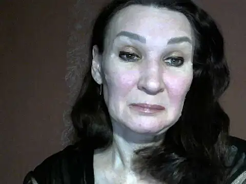 PrettyAndWild online show from March 6, 2025, 5:11 pm