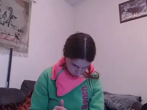 Geile-Luna online show from November 6, 2025, 5:50 pm