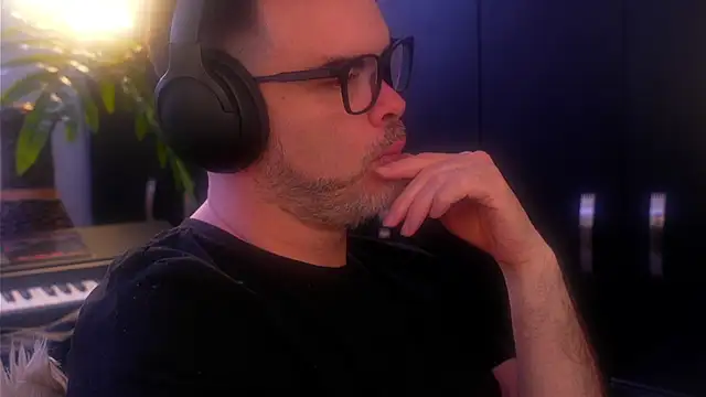 Sanders White online show from September 13, 2025, 7:58 pm