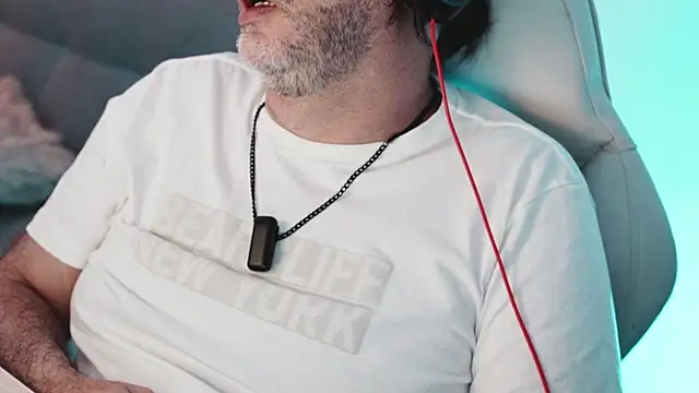 Sanders White online show from February 23, 2025, 5:12 am