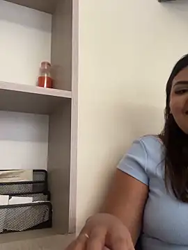 Lia sexx online show from February 18, 2026, 6:59 pm