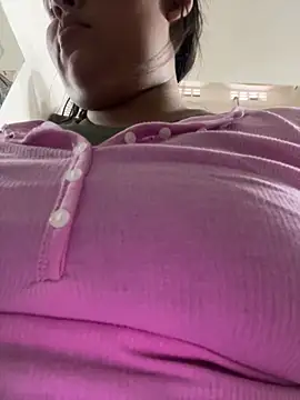 Lia sexx online show from February 27, 2026, 7:03 pm