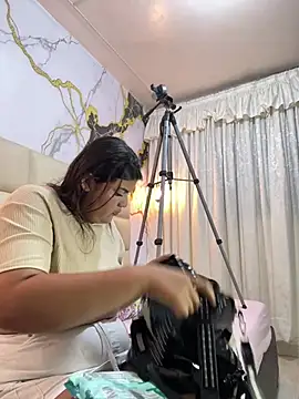 Lia sexx online show from March 3, 2026, 12:01 pm