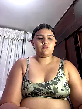 Snapshot of Lia_sexx chatting on October 3, 2025, 11:50 pm Lia sexx online show from October 3, 2025, 11:50 pm
