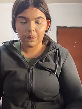 Lia sexx online show from December 15, 2025, 7:20 pm