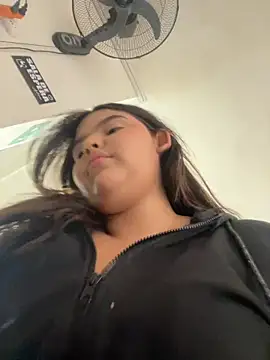 Snapshot of Lia_sexx chatting on October 3, 2025, 11:45 am Lia sexx online show from October 3, 2025, 11:45 am