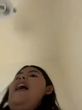 Lia sexx online show from November 13, 2025, 6:56 pm