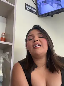 Snapshot of Lia_sexx chatting on April 15, 2026, 6:56 pm Lia sexx online show from April 15, 2026, 6:56 pm