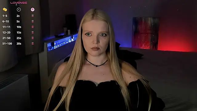 Snapshot of Ssweet_annie chatting on April 19, 2026, 5:36 pm Ssweet annie online show from April 19, 2026, 5:36 pm