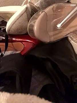 Snapshot of Sexyheelskev chatting on January 14, 2026, 6:11 pm Sexyheelskev online show from January 14, 2026, 6:11 pm