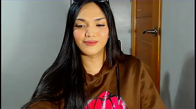 Snapshot of WONDERWOMAN2023 chatting on March 13, 2025, 8:43 pm WONDERWOMAN2023 online show from March 13, 2025, 8:43 pm