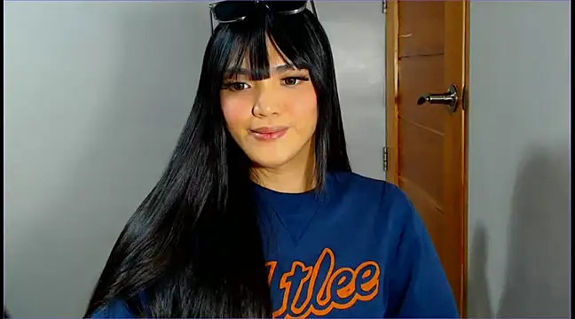 Snapshot of WONDERWOMAN2023 chatting on March 23, 2025, 3:32 am WONDERWOMAN2023 online show from March 23, 2025, 3:32 am