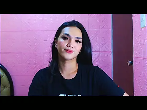 Snapshot of WONDERWOMAN2023 chatting on September 10, 2025, 5:56 pm WONDERWOMAN2023 online show from September 10, 2025, 5:56 pm