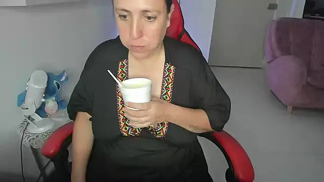 Snapshot of valery_adams1 chatting on February 8, 2025, 3:30 am valery adams1 online show from February 8, 2025, 3:30 am