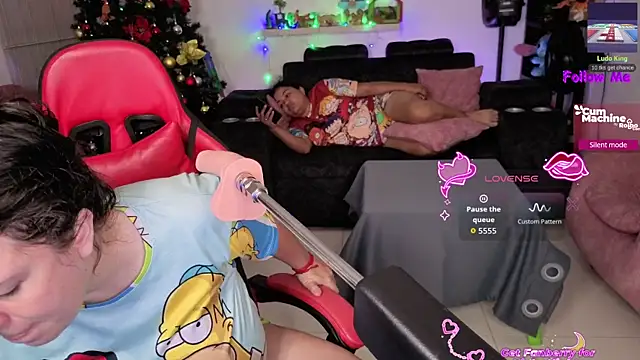 valery adams1 online show from December 1, 2025, 4:13 am