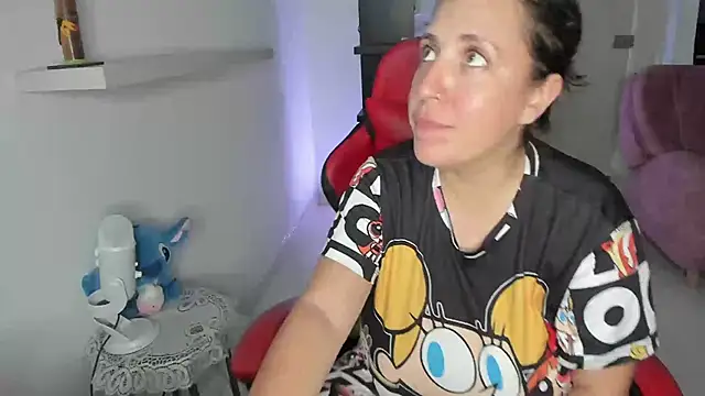 Snapshot of valery_adams1 chatting on February 6, 2025, 3:48 am valery adams1 online show from February 6, 2025, 3:48 am