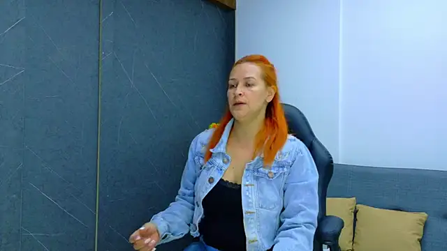 Britney taylor  online show from January 12, 2026, 7:09 pm