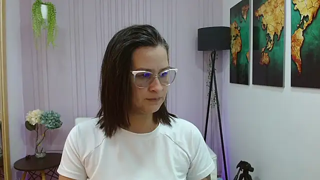 Britney taylor  online show from February 13, 2025, 7:21 pm