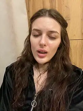 Snapshot of little_belucci chatting on February 1, 2025, 3:50 pm little belucci online show from February 1, 2025, 3:50 pm