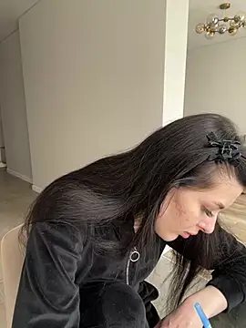 Snapshot of little_belucci chatting on May 29, 2026, 12:22 pm little belucci online show from May 29, 2026, 12:22 pm