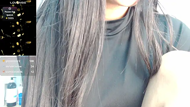 Snapshot of amy_le01 chatting on July 6, 2026, 3:03 pm amy le01 online show from July 6, 2026, 3:03 pm