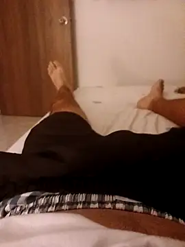 Snapshot of juram_lo chatting on February 27, 2026, 11:10 am juram lo online show from February 27, 2026, 11:10 am