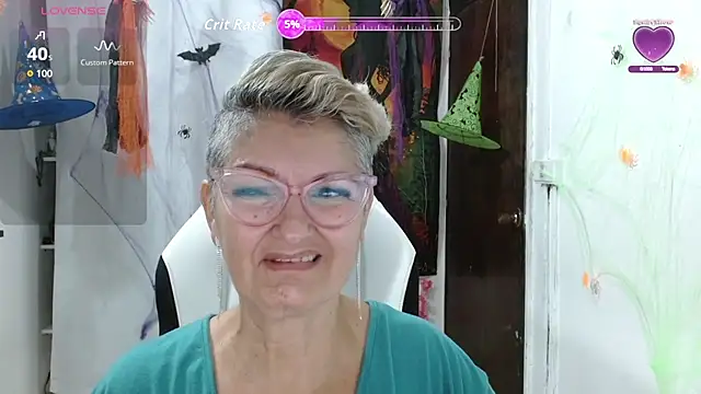 Snapshot of bety-cum2 chatting on October 11, 2025, 9:32 am bety-cum2 online show from October 11, 2025, 9:32 am