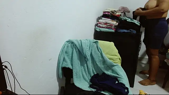 Snapshot of katia_mature chatting on March 20, 2026, 12:06 pm katia mature online show from March 20, 2026, 12:06 pm